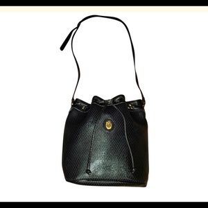 🔥🔥SALE🔥🔥FABULOUS CROSS BODY🔥🔥
